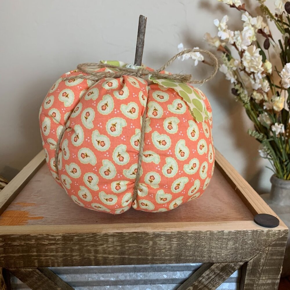 Fall/Thanksgiving Pumpkin Decor